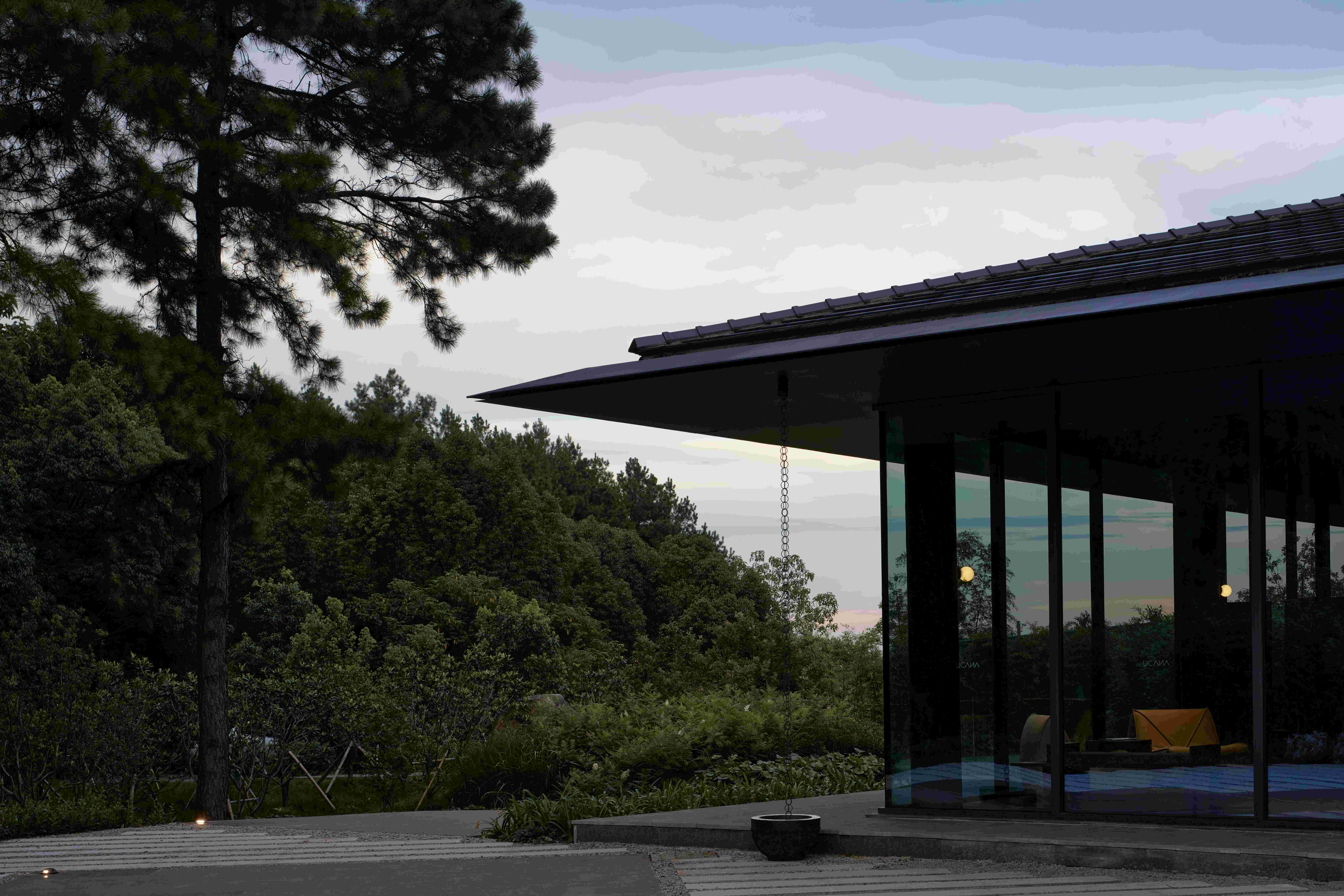 1749623319136441zxIy.jpg 21 Anadu Pine Villa©Seth Powers.jpg