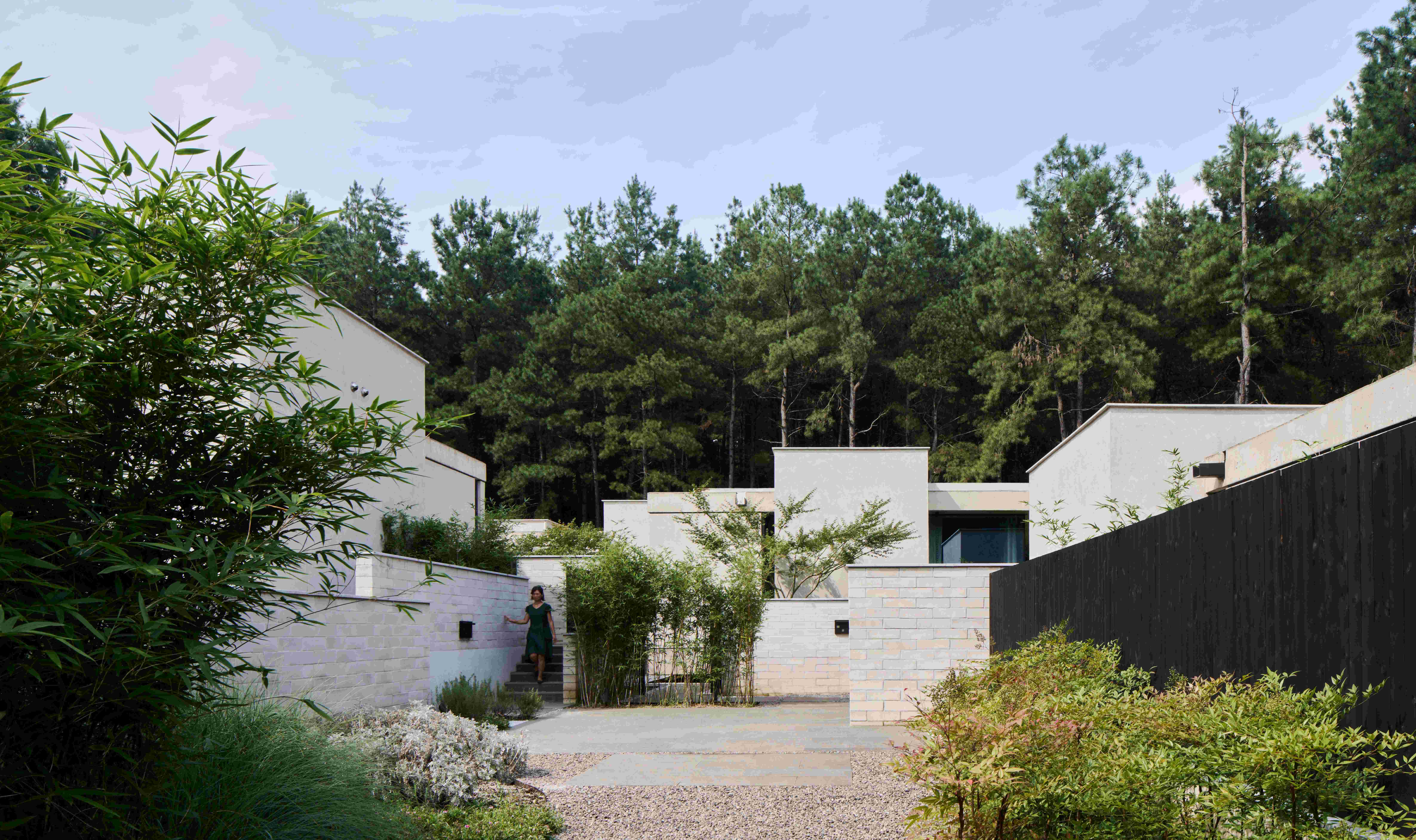 1749791275183062bhI7.jpg 26 Anadu Pine Villa©Seth Powers.jpg