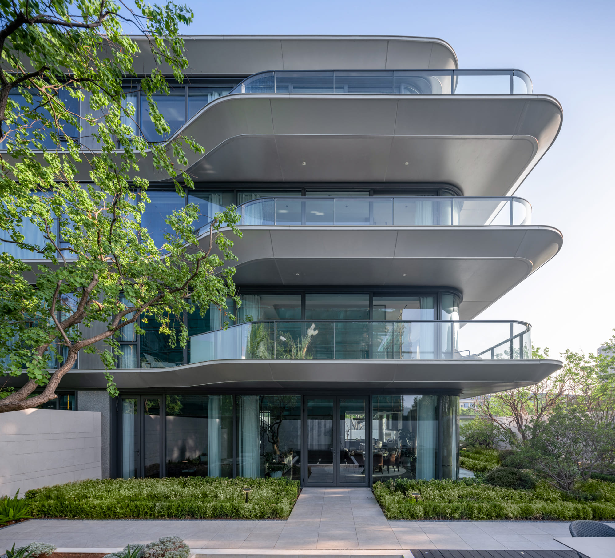 13_ 双拼洋房南立面 South Facade of the Twin Villas ©山间影像 Shan-Jian images.jpg