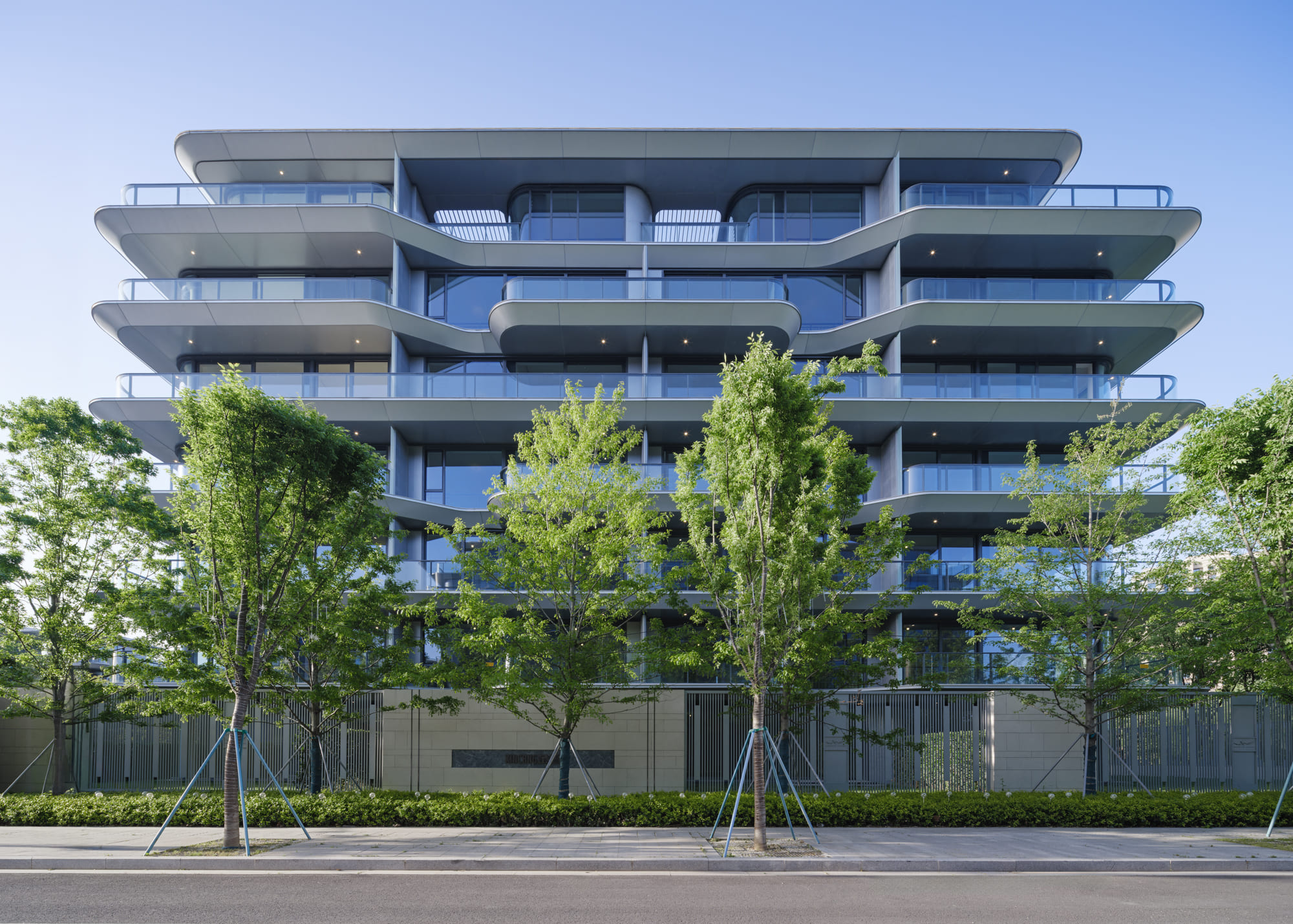 14_ 叠排住宅街景 Street View of the Stacked Townhouses ©泠城摄影 shiromio studio.jpg