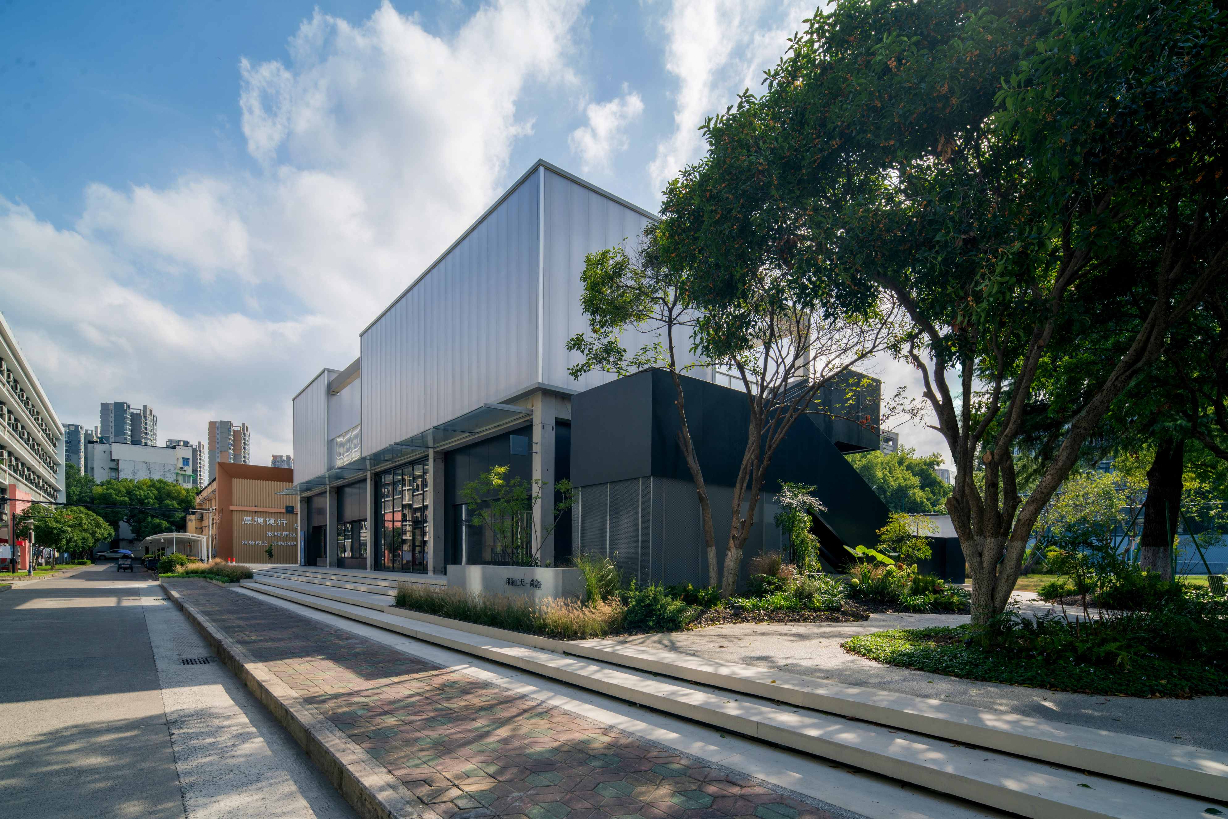 1764902964528291KBDQ.jpg GC_09726.jpg