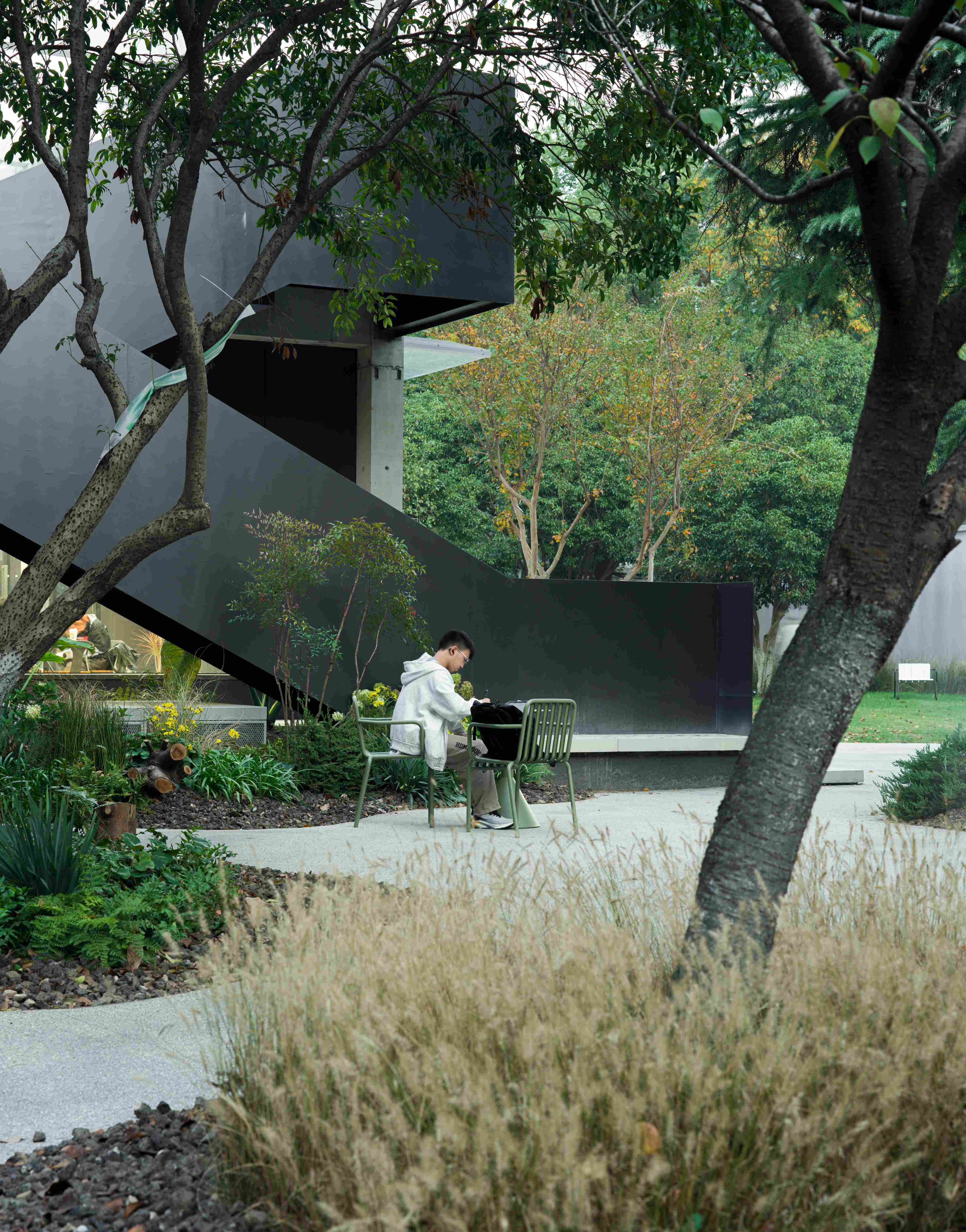 1764902981492851Q80q.jpg B0007370_1.jpg