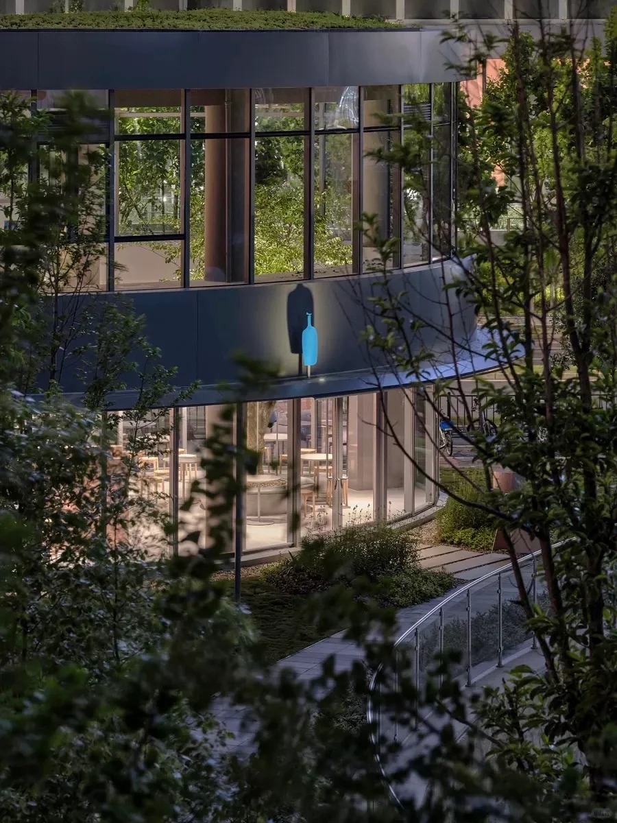 前滩店｜园中之园，拥抱自然光景_7_BlueBottleCoffee蓝瓶咖啡_来自小红书网页版.jpg