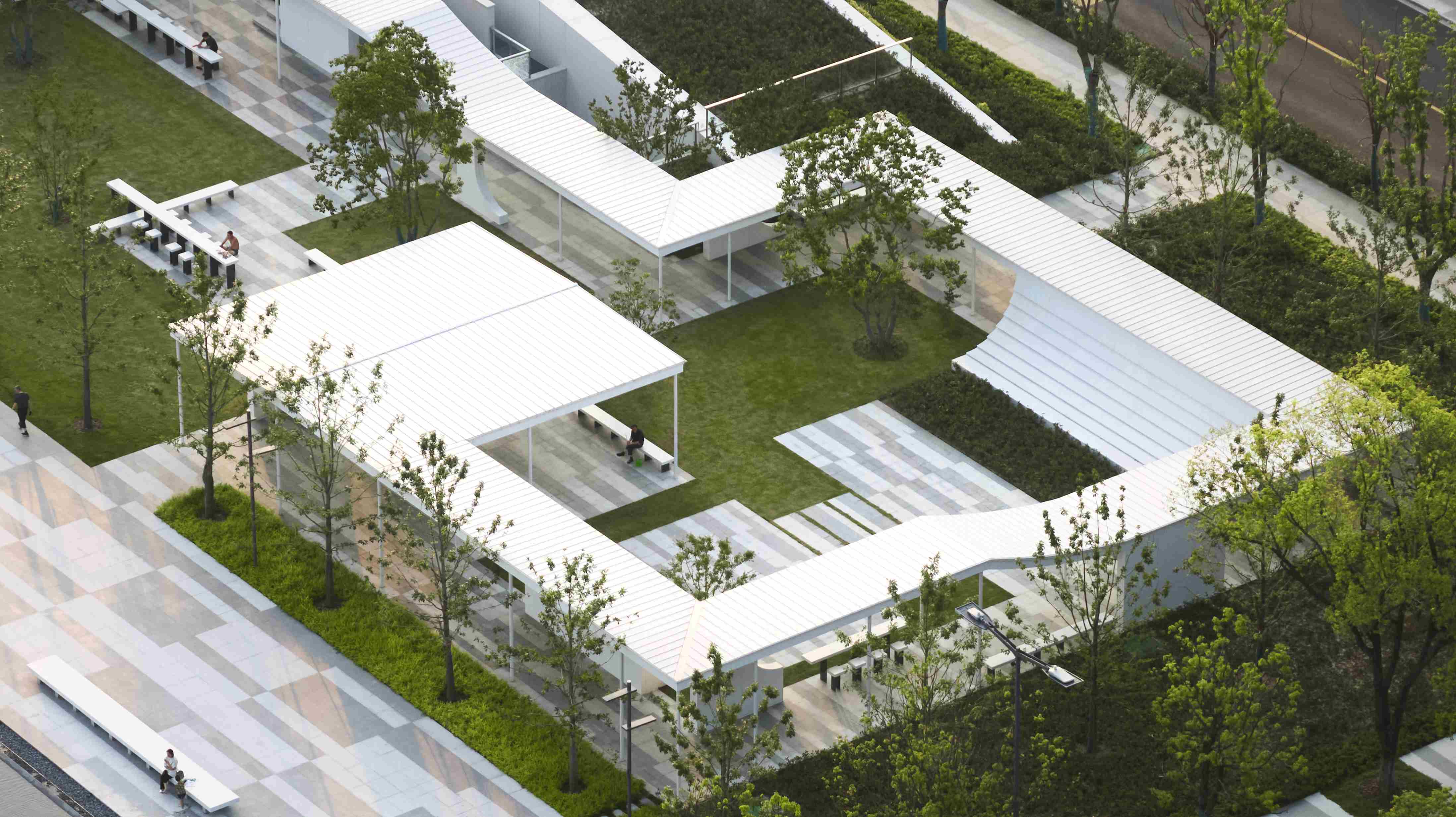 06-1 连廊，院落与大屋顶 Corridors, courtyards and grand roofs ©刘章悦 Zhangyue Liu_6.jpg