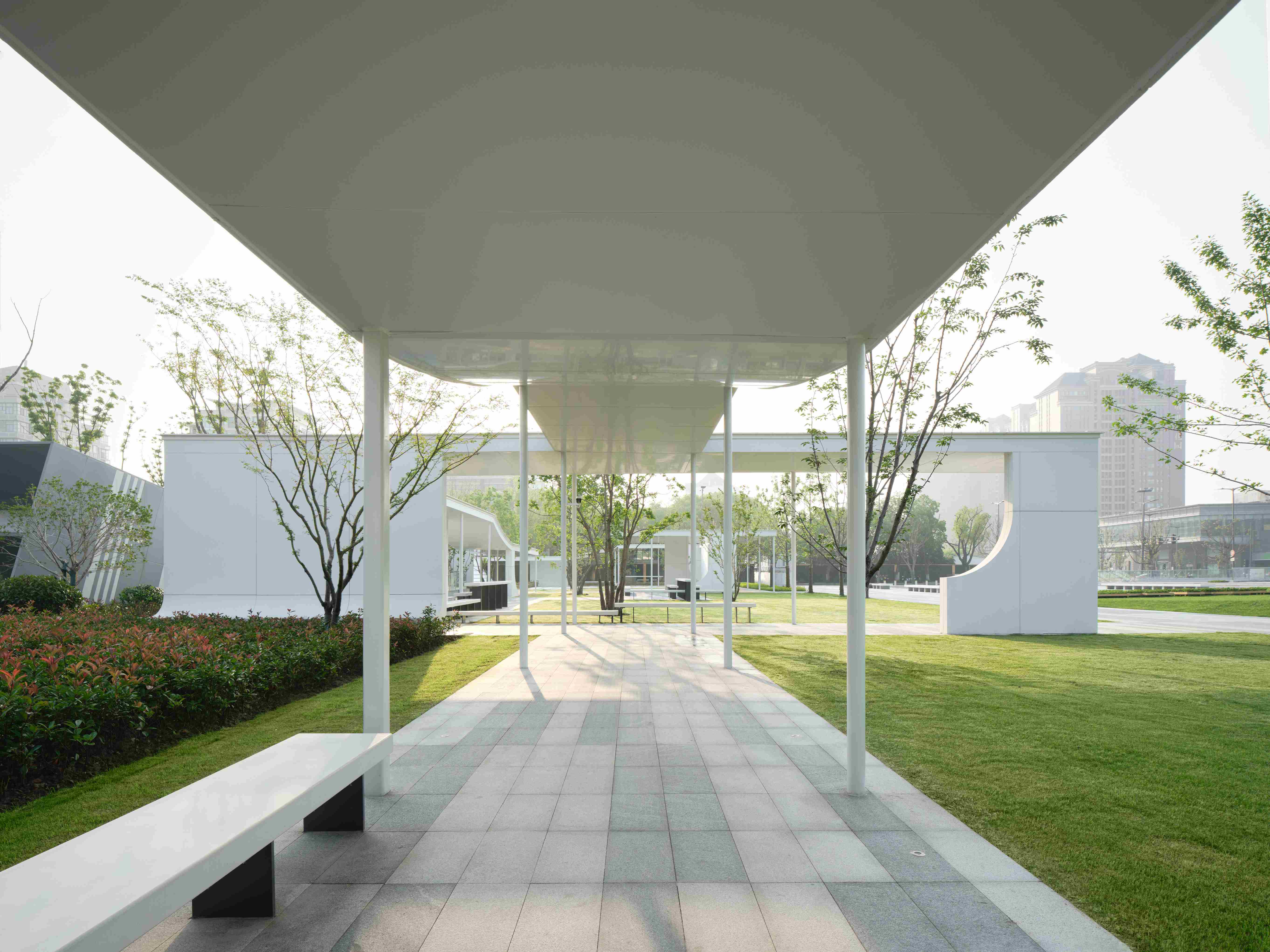 11 细柱子形成通达的视线 Unobstructed views with slender columns ©刘章悦 Zhangyue Liu_3.jpg