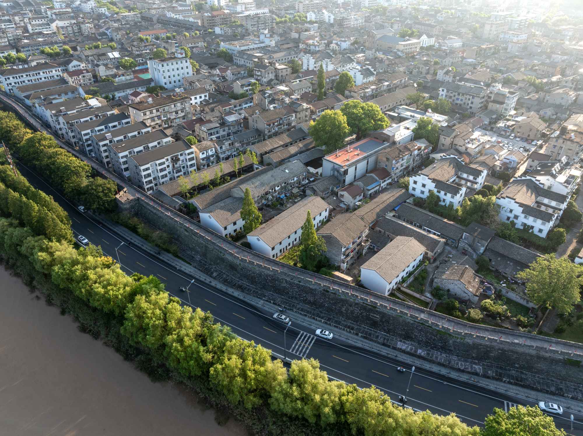 17739025302510535kCl.jpg 7_ 西南侧鸟瞰全景 Panoramic Aerial View from the Southwest ©张登星 Zhang Dengxing_7.jpg