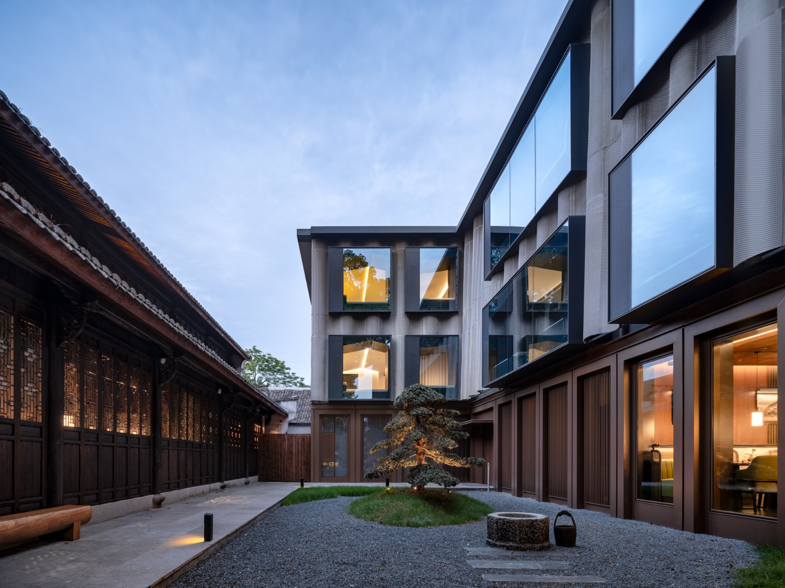 1773903236389324n9eg.jpg 31_ 6号楼客房 Guestroom in Building 6 ©山间影像 Shan-Jian images.jpg