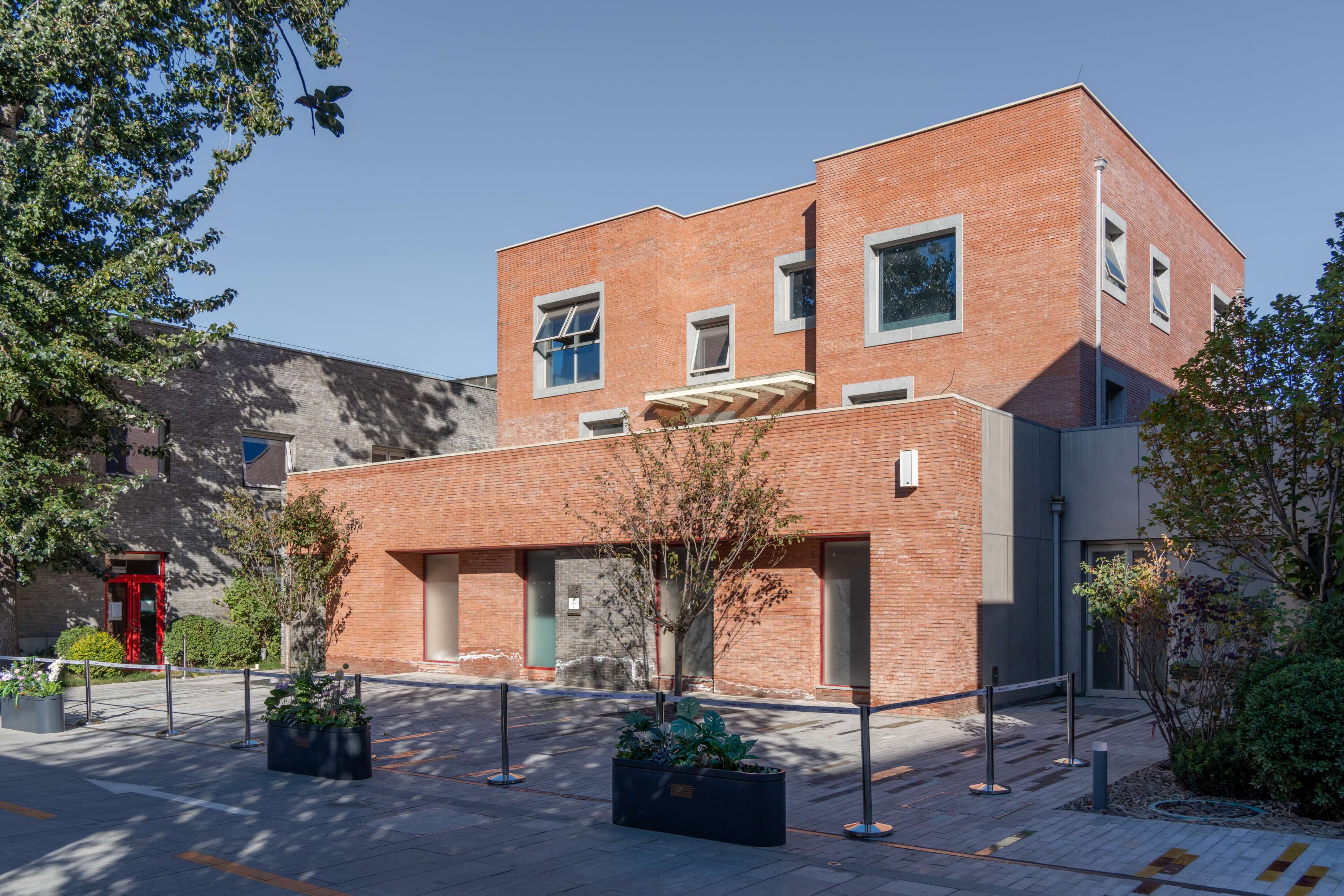 1774579037371701kQRm.jpg 图7麟阁书院透视©陈向飞.jpg