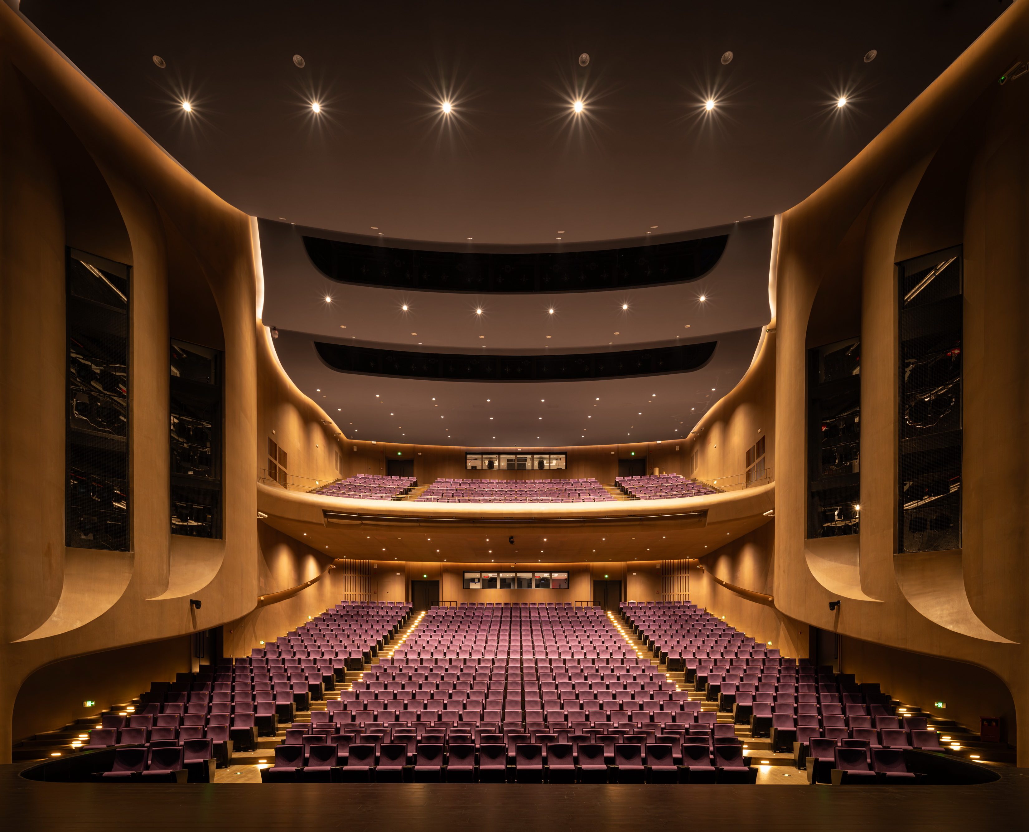40-1000座剧院内景&nbsp;©直角建筑摄影.jpg