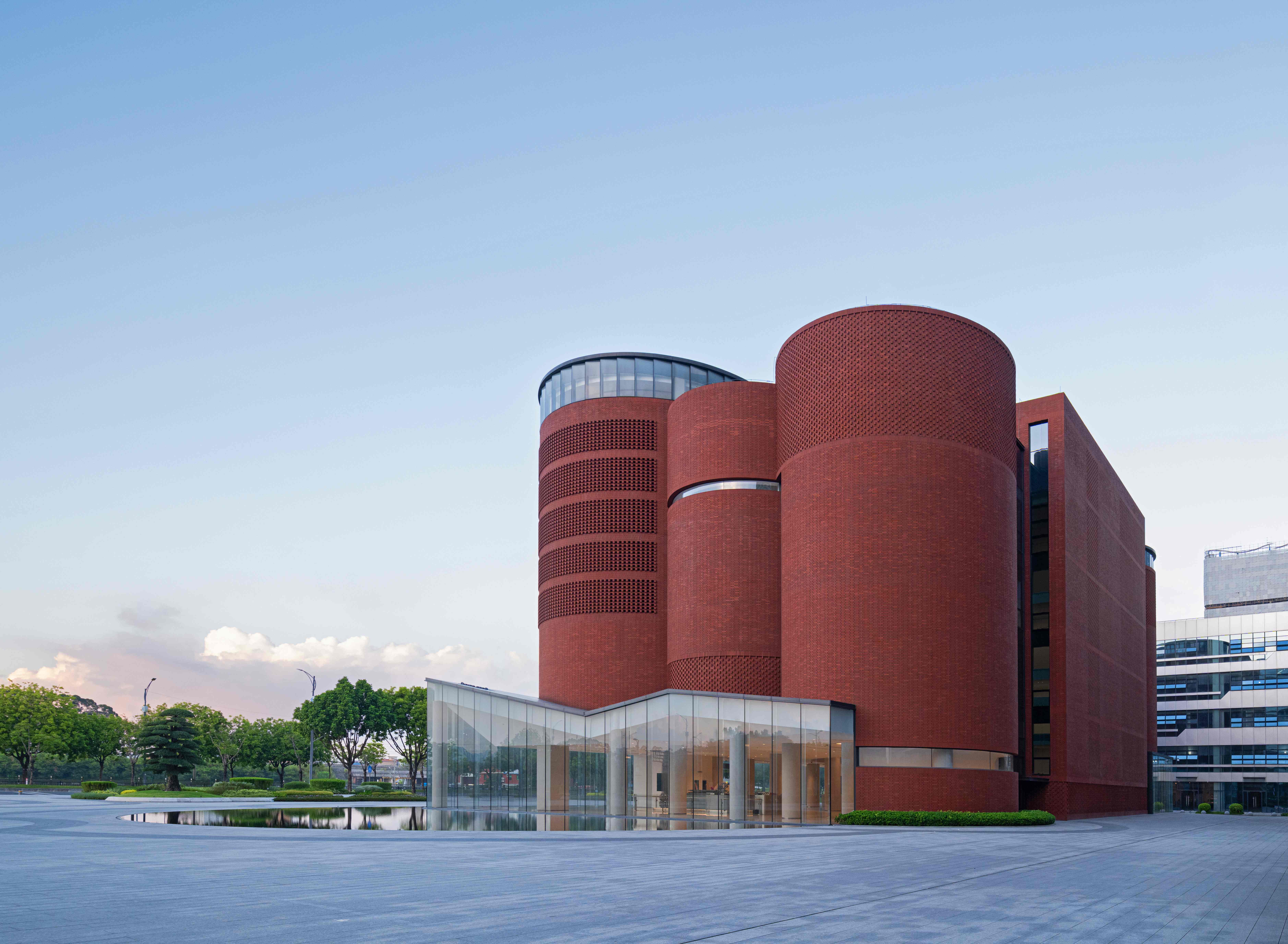 03 博物馆东北侧视角©️直角建筑摄影NORTHEAST PERSPECTIVE OF THE MUSEUM © RIGHT ANGLE IMAGE.jpg